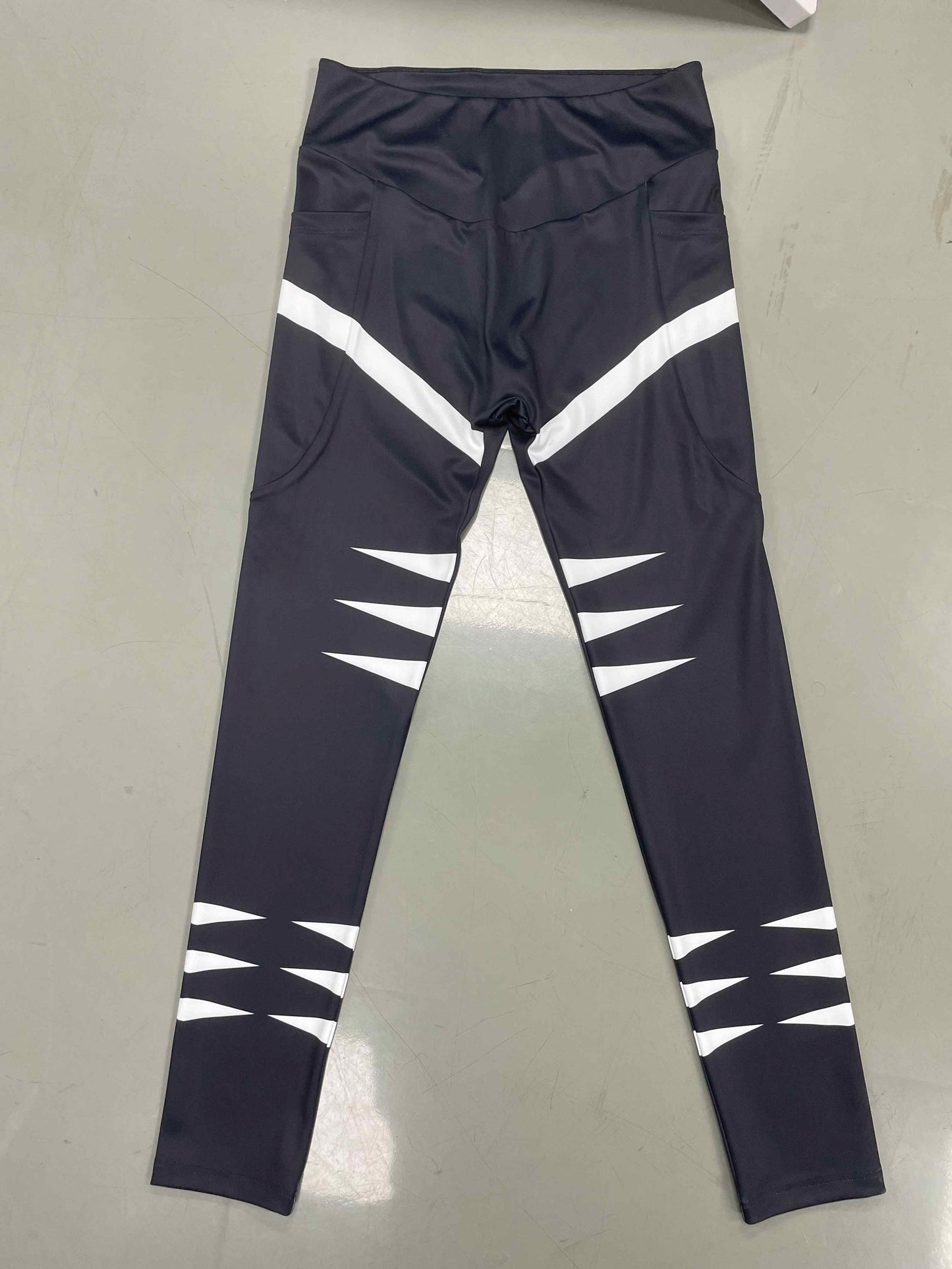 Kistune Kiss Fox Claw Leggings